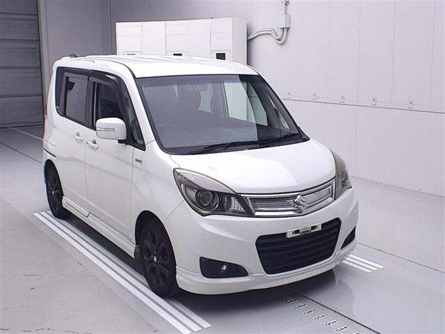 SUZUKI SOLIO 2015