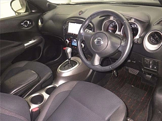 NISSAN JUKE 2012
