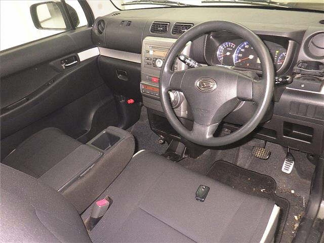 DAIHATSU MOVE CONTE 2011