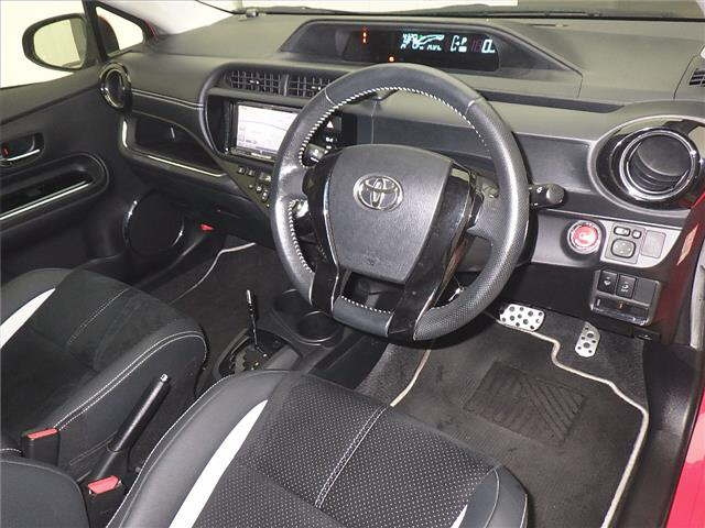 TOYOTA AQUA 2014