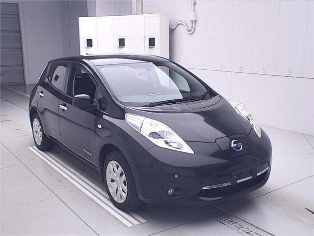 NISSAN LEAF 2015