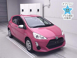 TOYOTA AQUA 2016