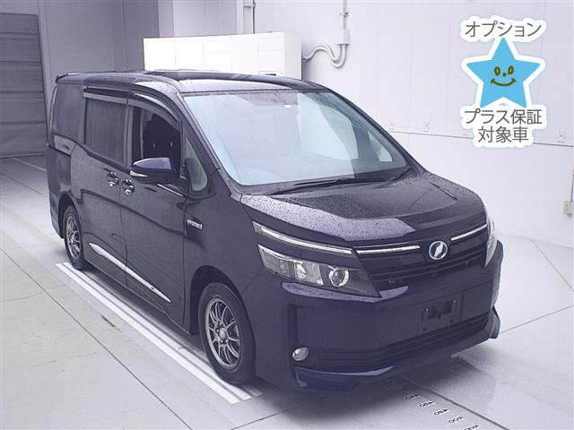 TOYOTA VOXY 2014