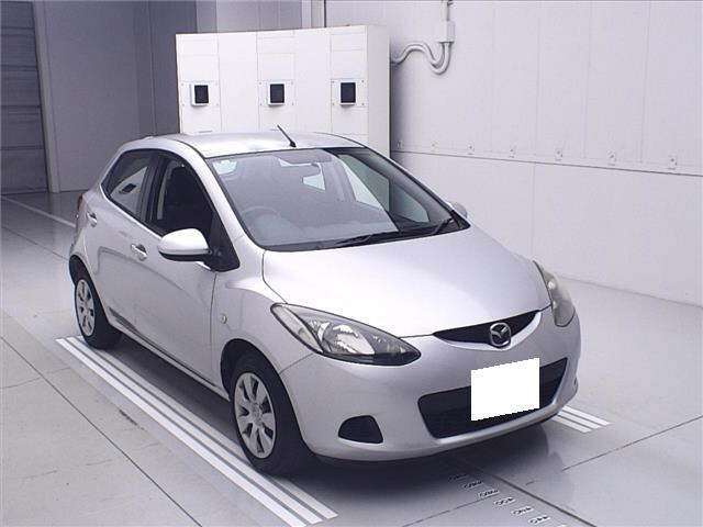 MAZDA DEMIO 2013