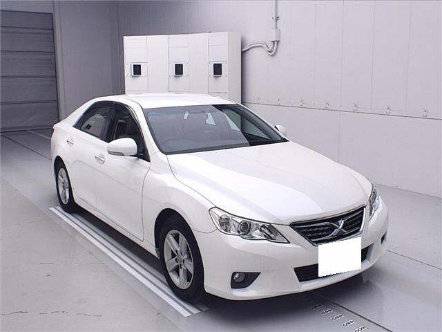 TOYOTA MARK X 2010