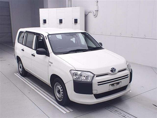TOYOTA PROBOX 2020