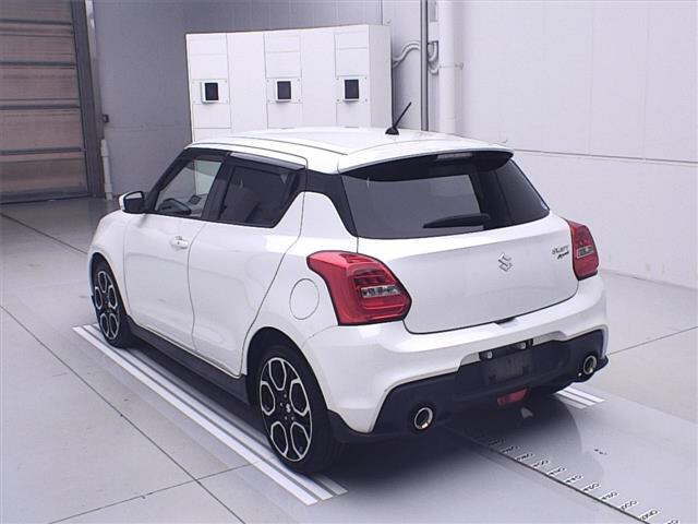 SUZUKI SWIFT 2018