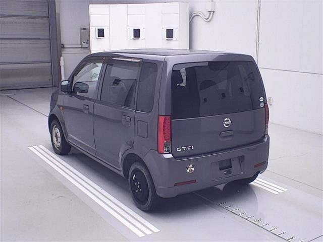 NISSAN OTTI 2008