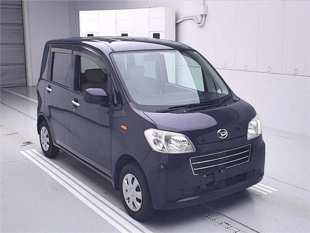 DAIHATSU TANTO EXE 2011