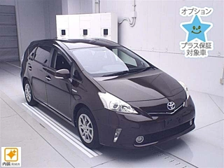 TOYOTA PRIUS ALPHA 2014