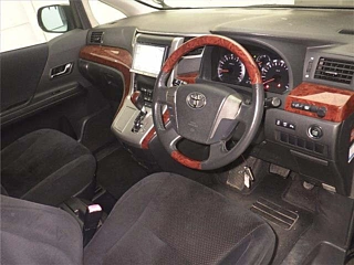 TOYOTA VELLFIRE 2009