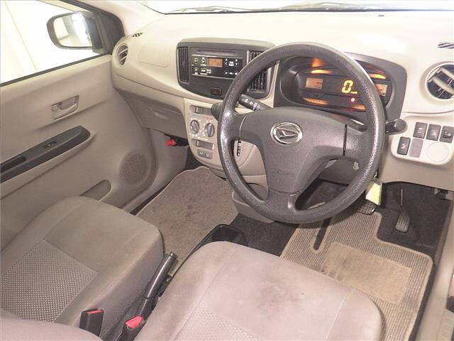 DAIHATSU MIRA E S 2014
