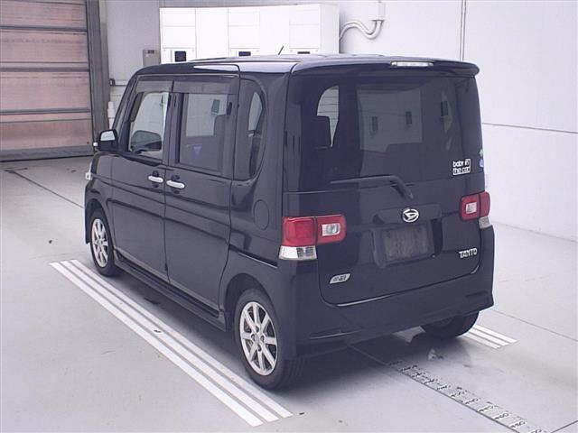 DAIHATSU TANTO 2012