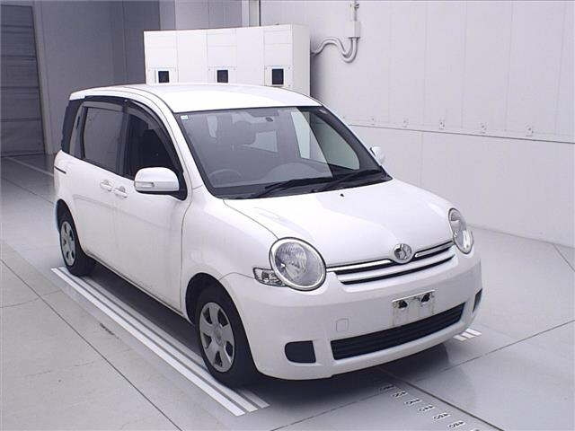 TOYOTA SIENTA 2012