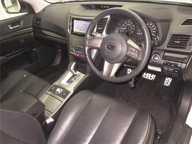 SUBARU LEGACY 2012