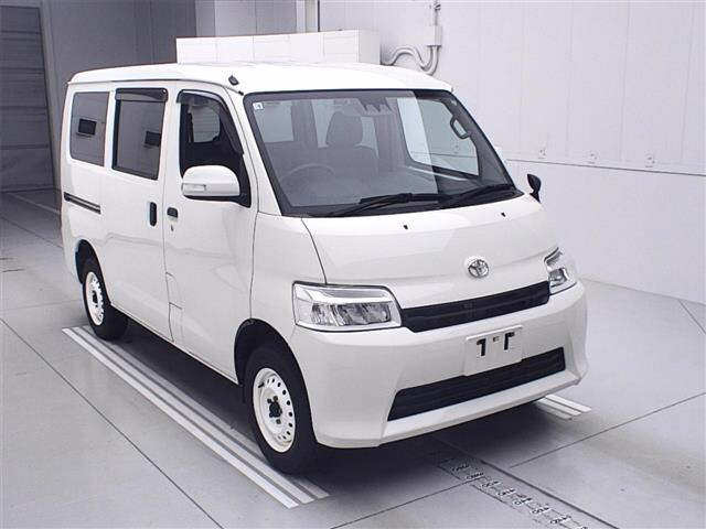 TOYOTA TOWN ACE VAN 2022