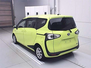 TOYOTA SIENTA 2016