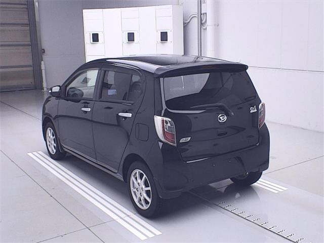 DAIHATSU MIRA E S 2012