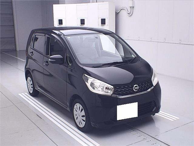 NISSAN DAYZ 2013