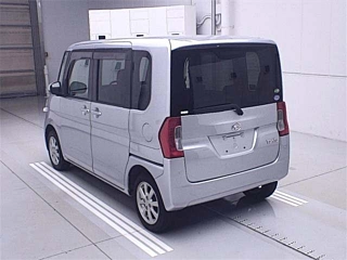DAIHATSU TANTO 2018