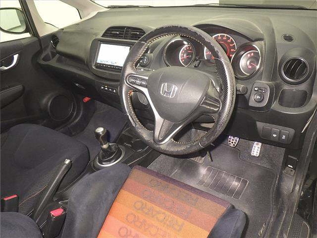 HONDA FIT 2013