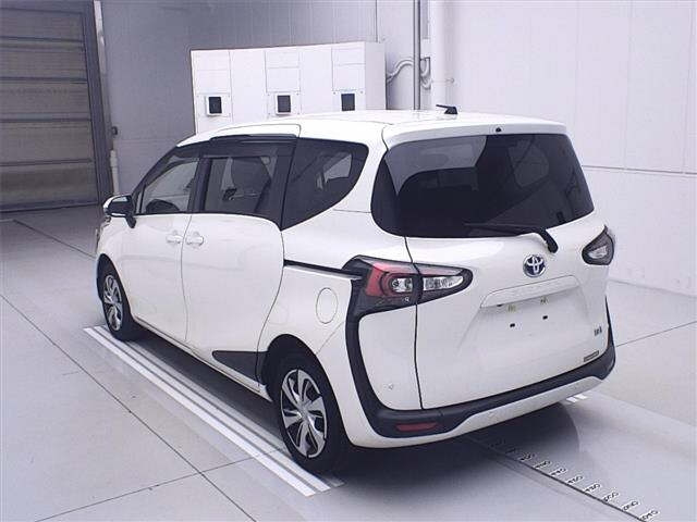 TOYOTA SIENTA 2022