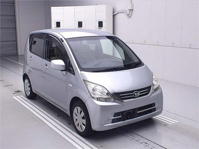 DAIHATSU MOVE 2010