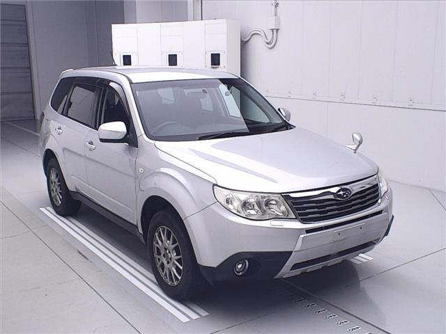 SUBARU FORESTER 2010