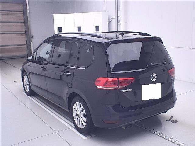 VOLKSWAGEN GOLF TOURAN 2017