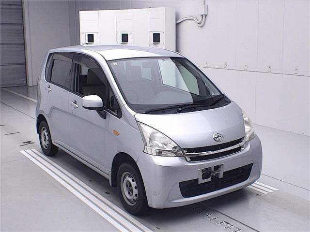 DAIHATSU MOVE 2012