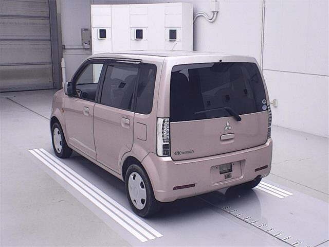 MITSUBISHI EK WAGON 2010