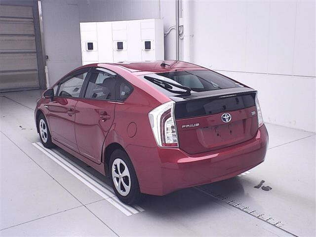 TOYOTA PRIUS 2014