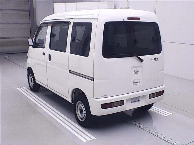 DAIHATSU HIJET VAN 2015
