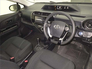 TOYOTA AQUA 2018