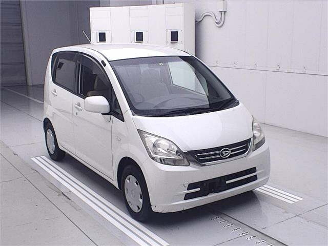 DAIHATSU MOVE 2010