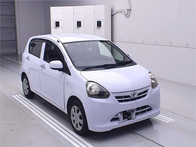 DAIHATSU MIRA E S 2012