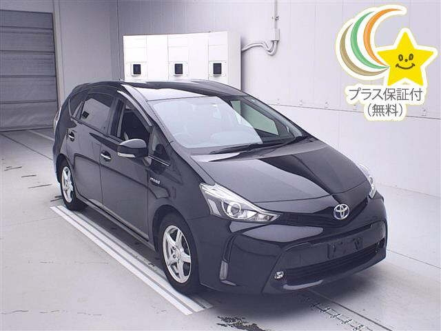 TOYOTA PRIUS ALPHA 2016