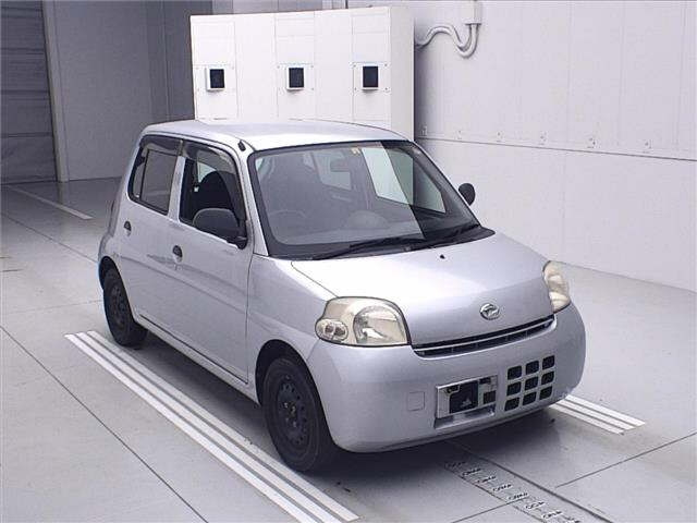 DAIHATSU ESSE 2010