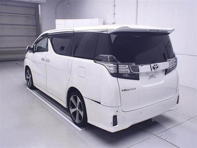 TOYOTA VELLFIRE 2016