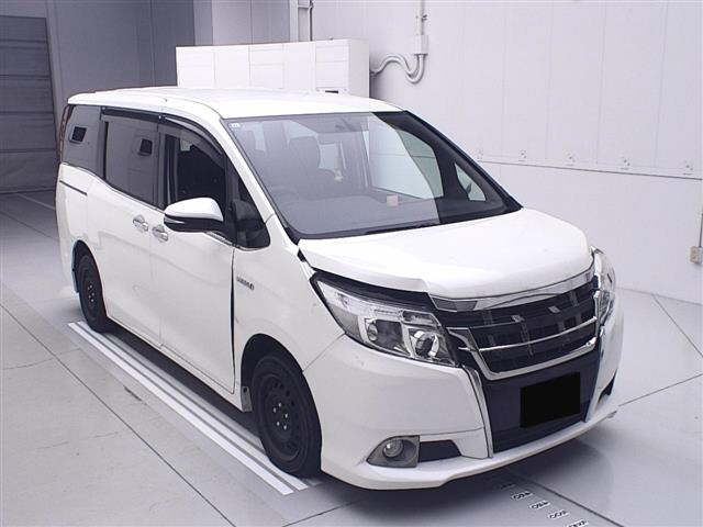 TOYOTA ESQUIRE 2015