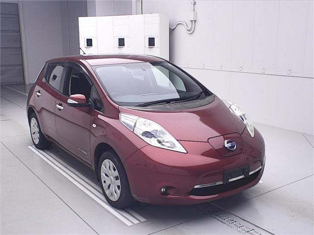 NISSAN LEAF 2015