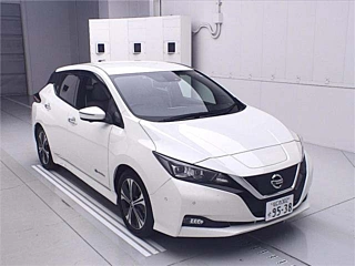 NISSAN LEAF 2018