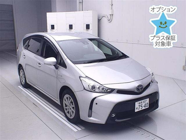 TOYOTA PRIUS ALPHA 2020