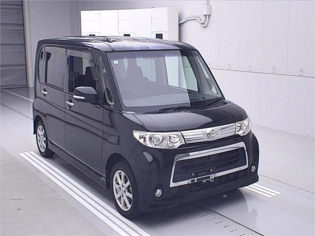 DAIHATSU TANTO 2013