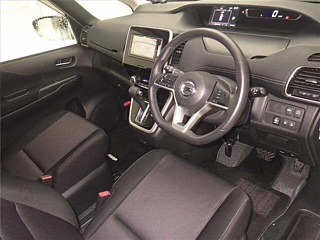 NISSAN SERENA 2018