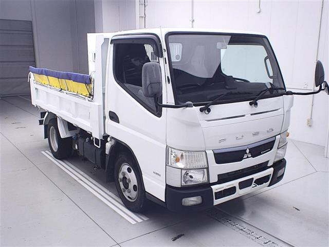 MITSUBISHI CANTER 2020