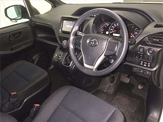TOYOTA NOAH 2020