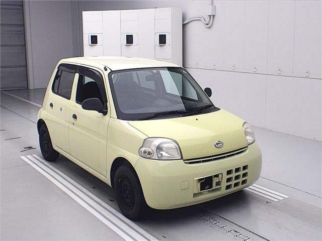 DAIHATSU ESSE 2010