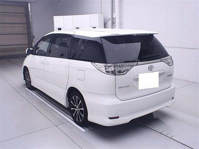 TOYOTA ESTIMA 2015