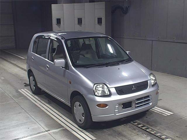 MITSUBISHI MINICA 2011